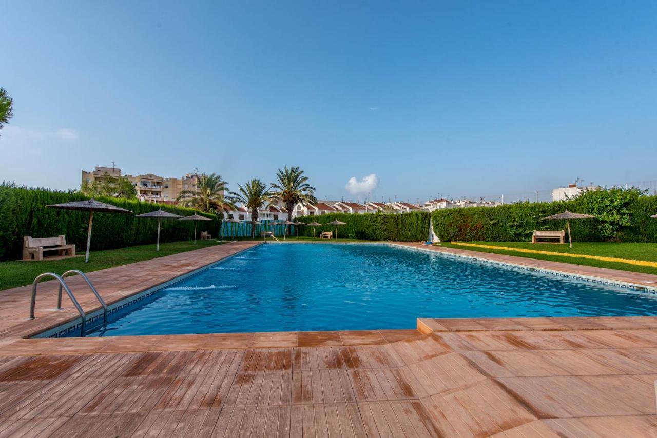 Marina Apartament Torrevieja Ngoại thất bức ảnh